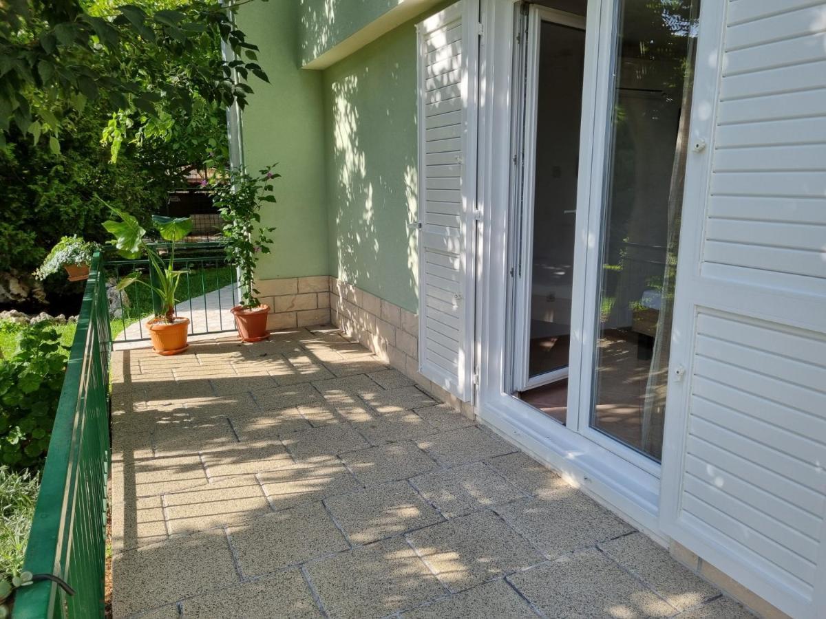 Guesthouse Dominovic Brela Ngoại thất bức ảnh