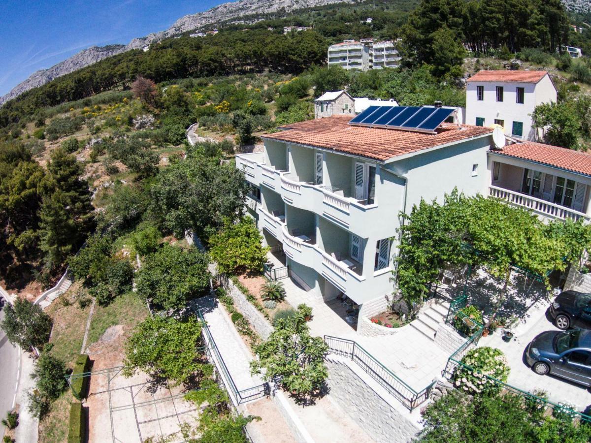 Guesthouse Dominovic Brela Ngoại thất bức ảnh